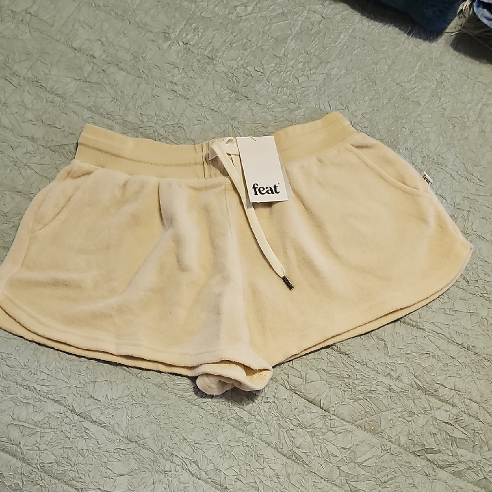 feat Cream Terry Athletic Shorts with Drawstring Waist